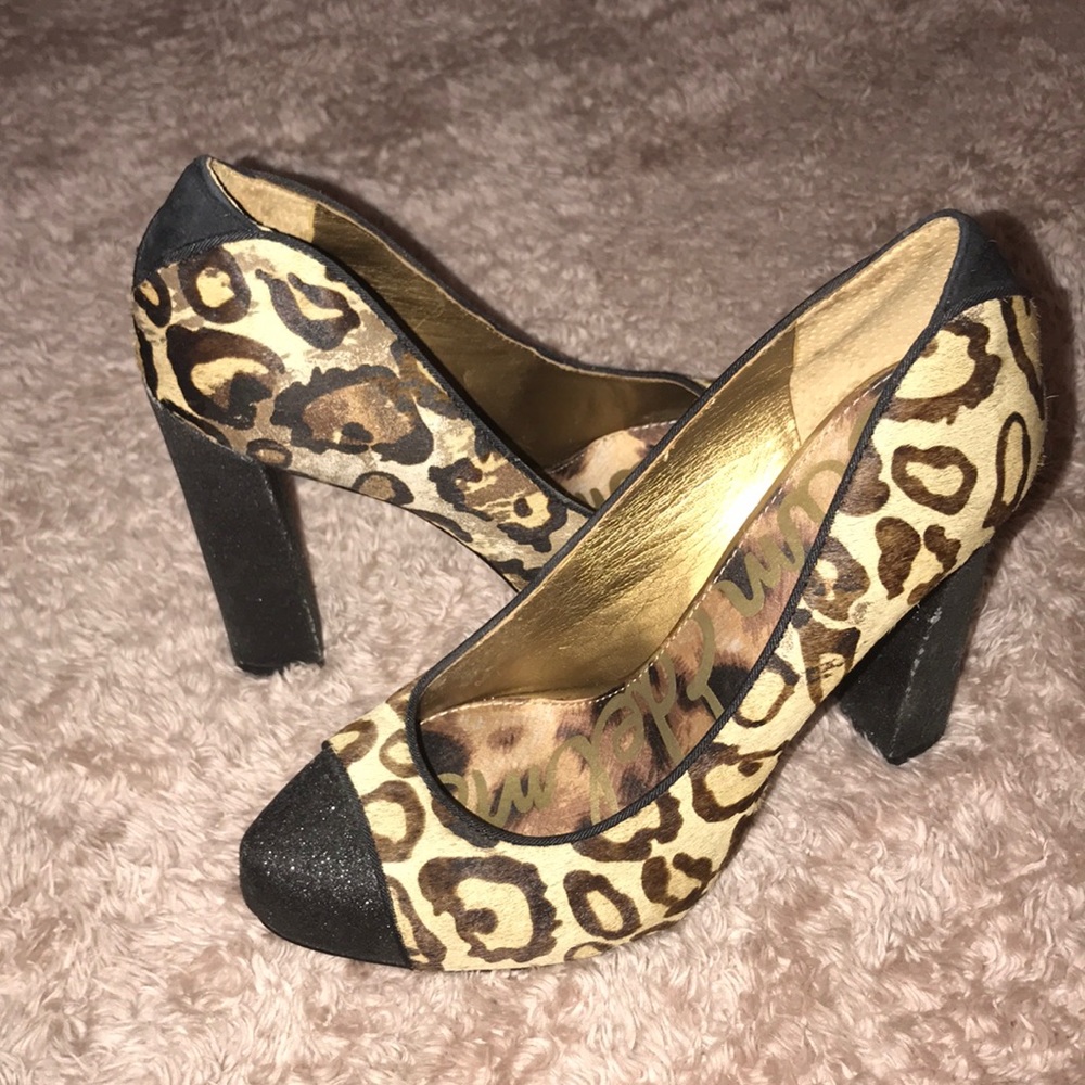 Heels - Picture 3 of 4